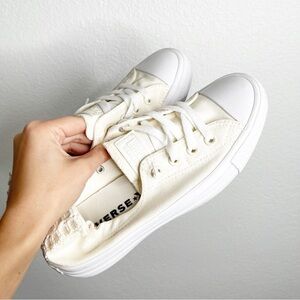 Converse Ivory Cream Slip On Sneakers Crochet Back Size 8